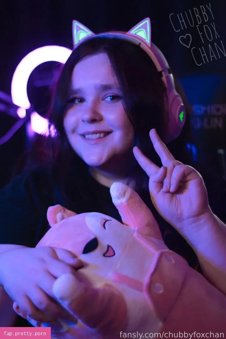 ChubbyFoxChan - Photo #71