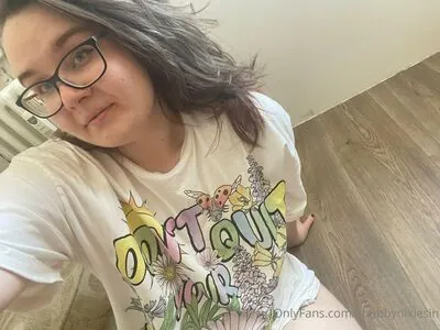 chubbynixiesin