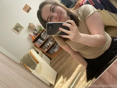 chubbynixiesin
