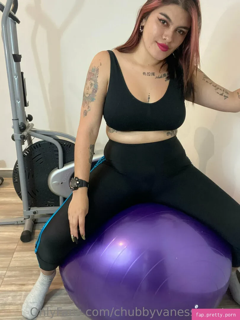 chubbyvanessacortez - Photo #12