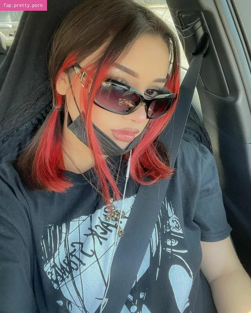 Chxrrychick - Photo #69