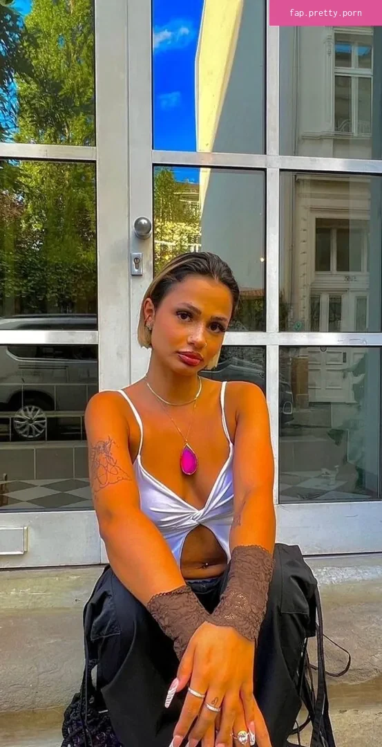 Chantal-Jale Kirman - Photo #01