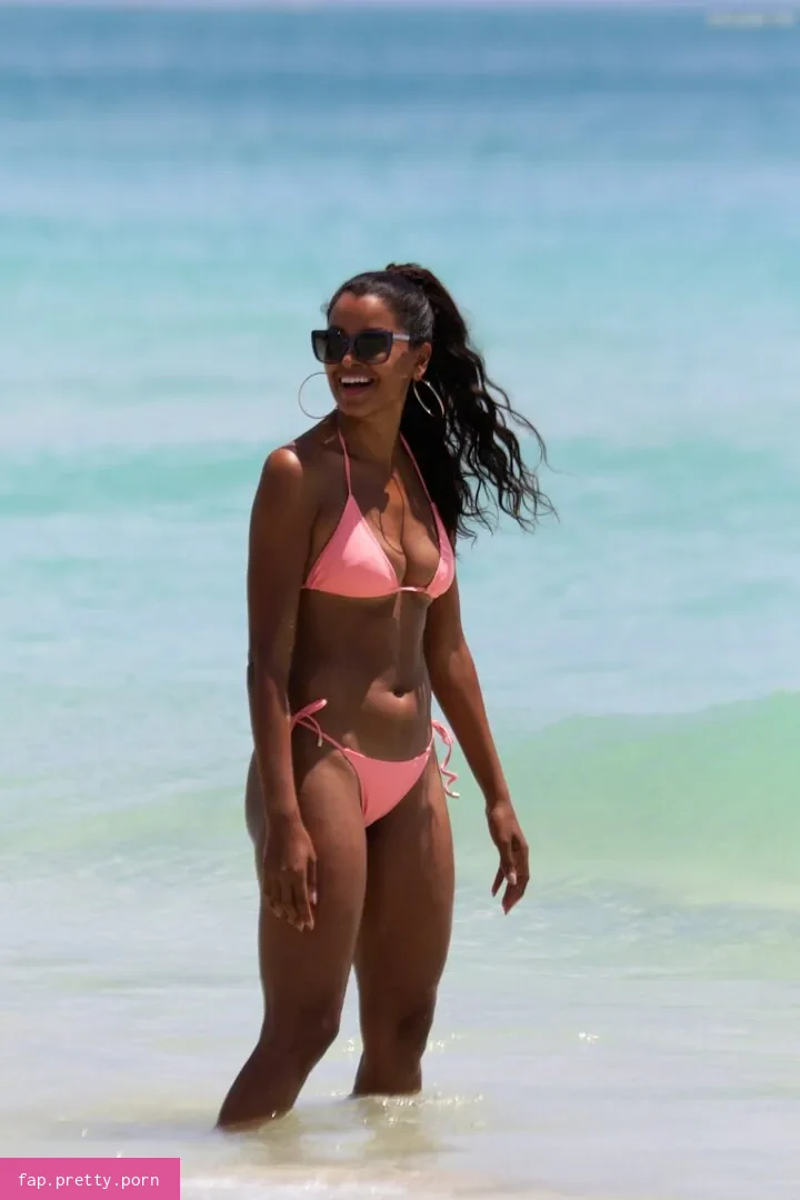 Claudia Jordan - Photo #41