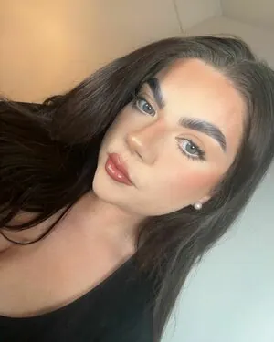 Caitlan Knapton