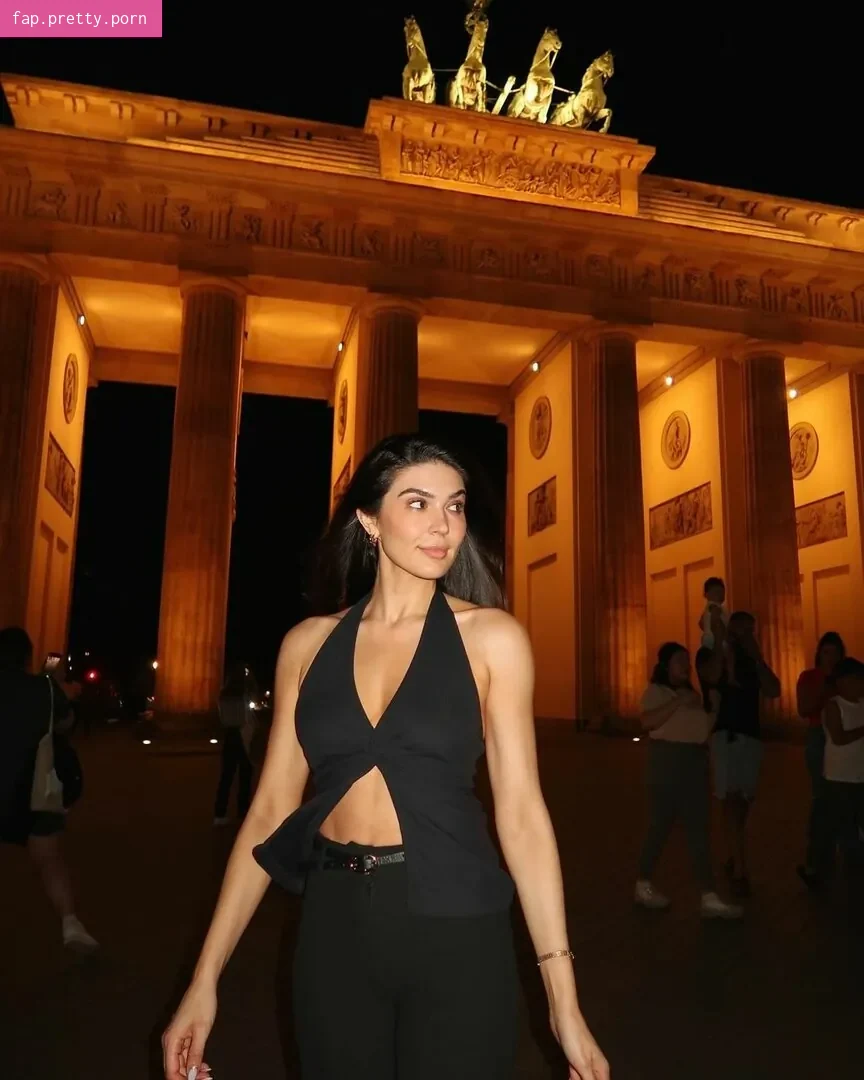 Cathy Kelley - Photo #02