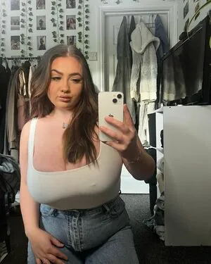 chelsea-leigh