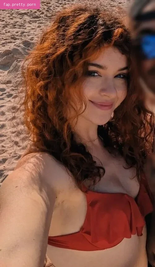 Chloe Lockley - Photo #25