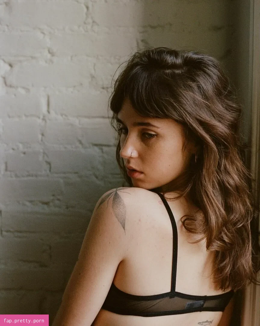 Clairo - Photo #42