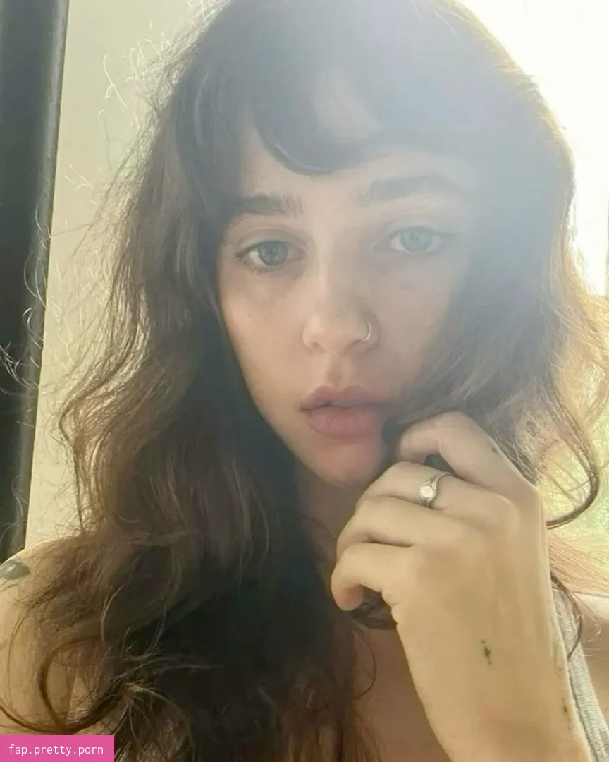Clairo - Photo #86