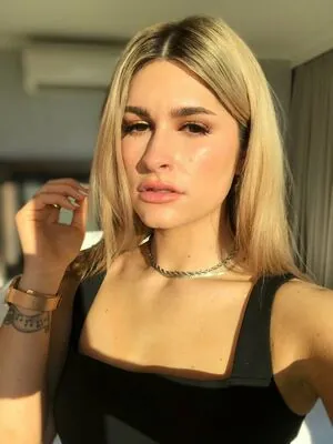 Courtney LaPlante