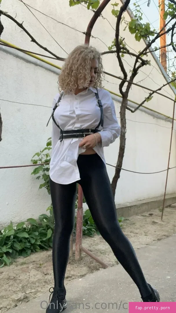 curly_lexi - Photo #59