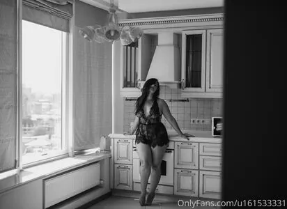 curvy_lady_me
