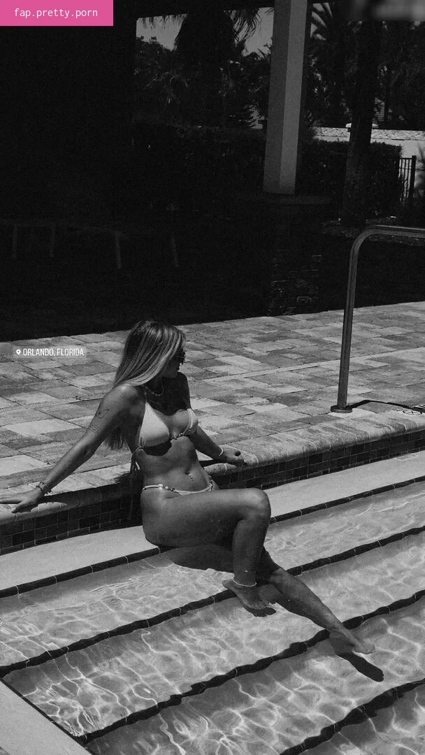 Caal.me.annaa - Photo #54