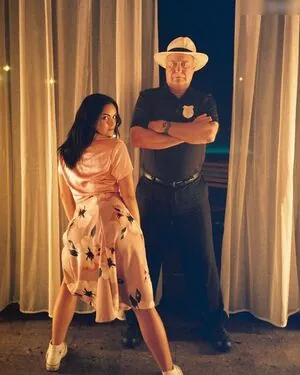Camila Mendes