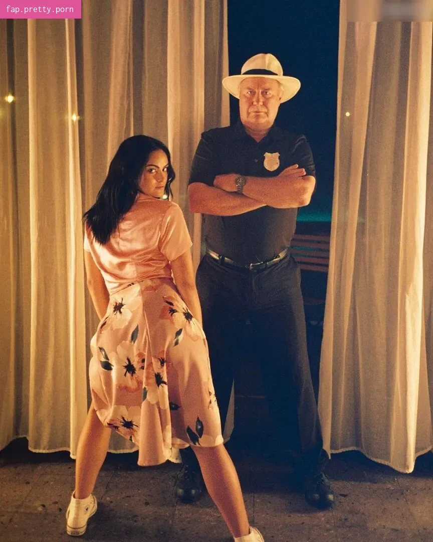 Camila Mendes - Photo #40