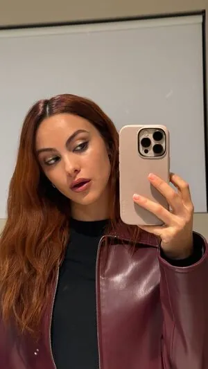 Camila Mendes