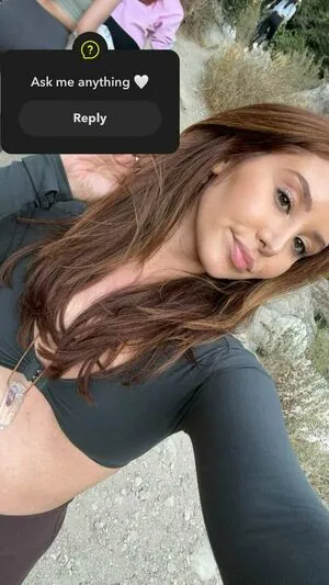 Catherine Mcbroom / Catherine Paiz
