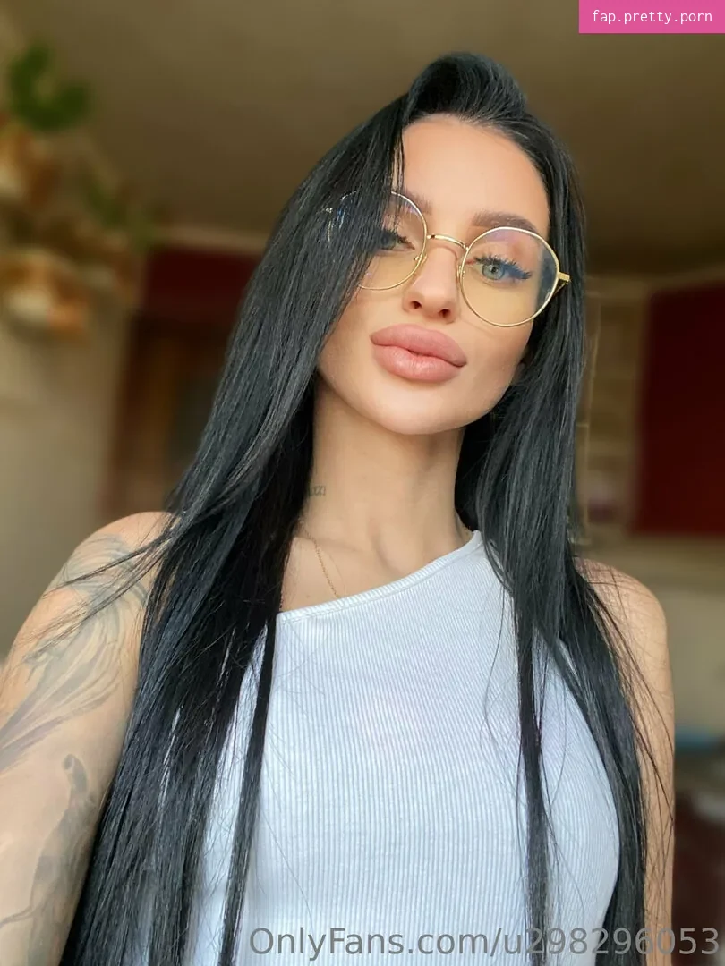 charming_megan - Photo #58