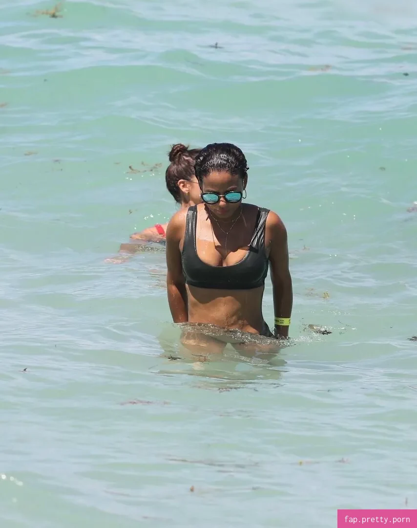 Christina Milian - Photo #37