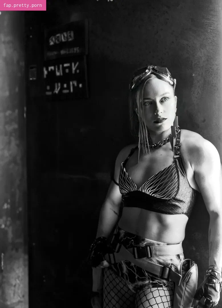 Claire Max - Photo #28