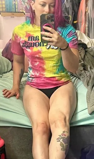 Claire Max