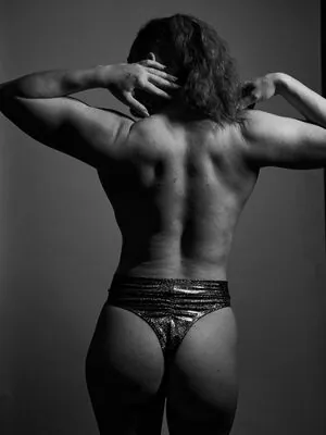 Claire Max