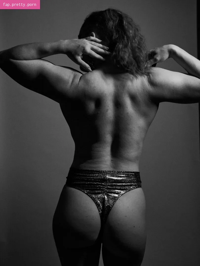 Claire Max - Photo #59