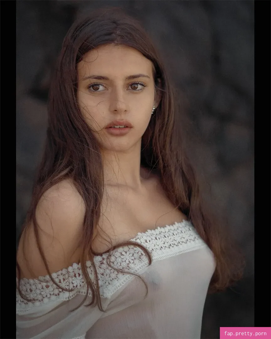 Courtney Miller - Photo #09