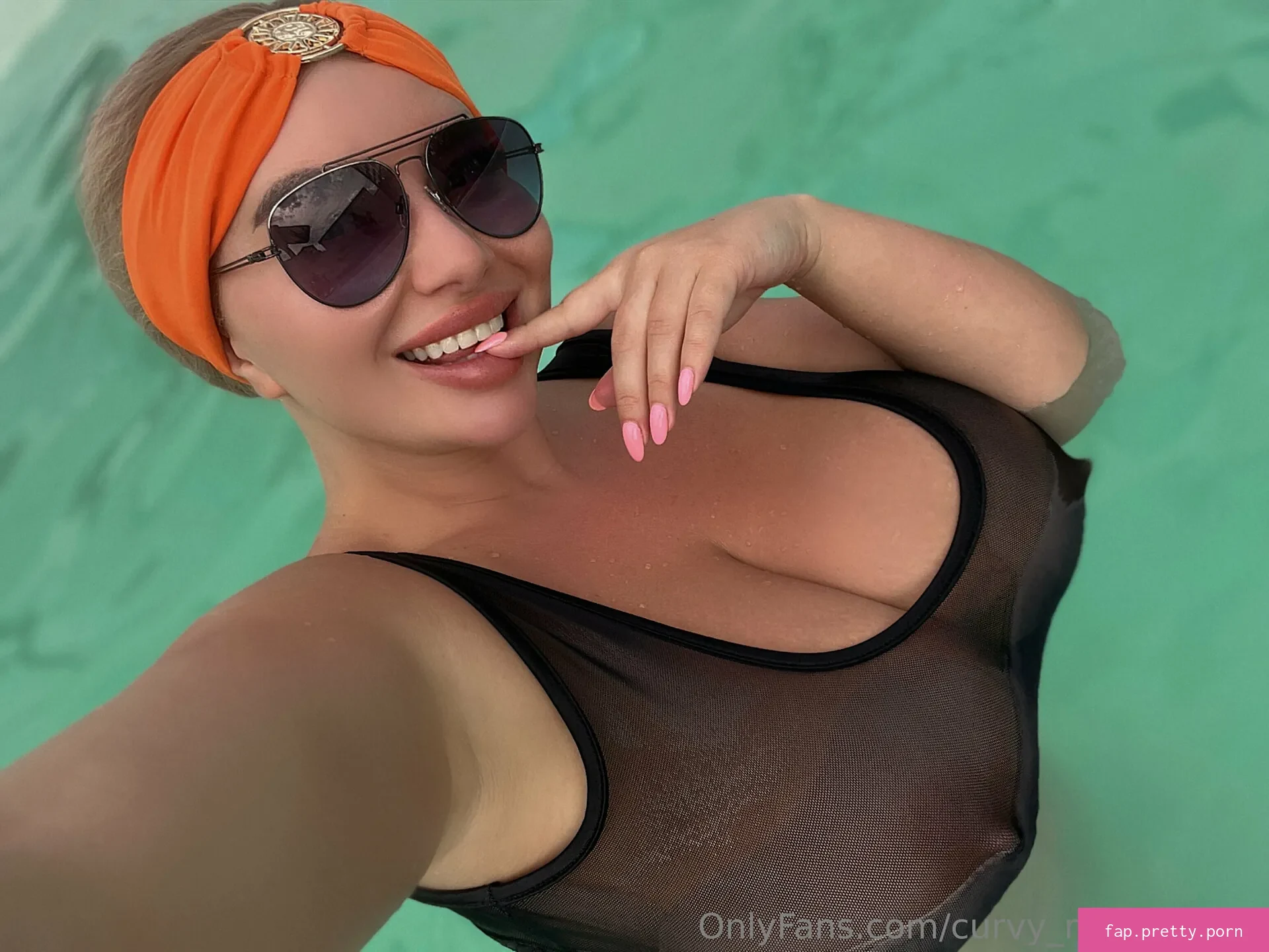 curvy_model_kate - Photo #23