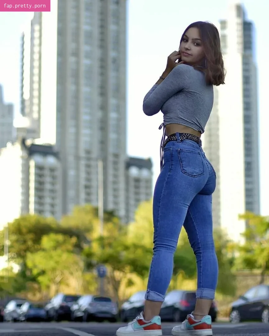 Camila Nerea Gonzalez content