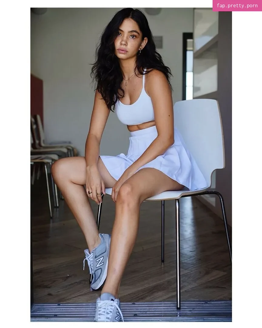 Christina Nadin - Photo #02