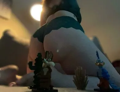 Curvy Nerd Penny