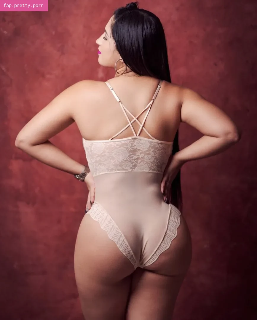 Carolina Ortiz Caceres - Photo #24