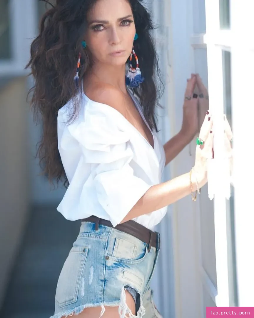 Claudia Ohana - Photo #61