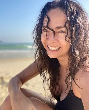 Claudia Ohana
