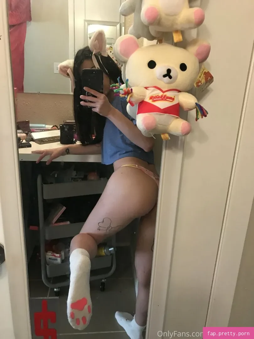 comfyqueen - Photo #03