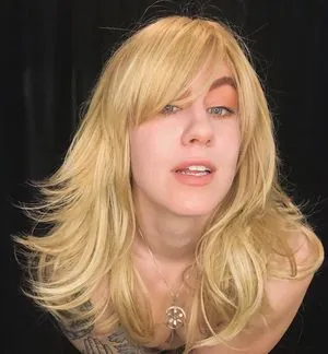 Comicbookgirl19