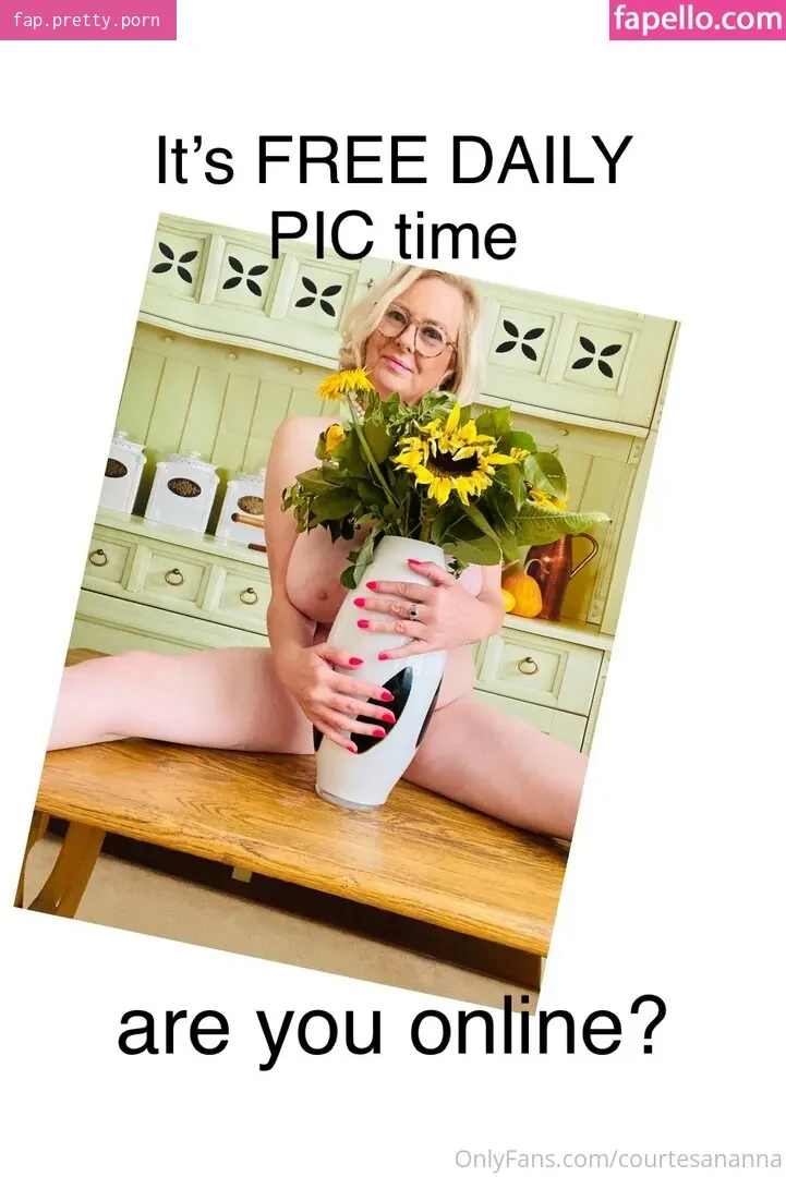 courtesananna - Photo #00