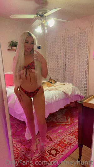 courtneyhuntt