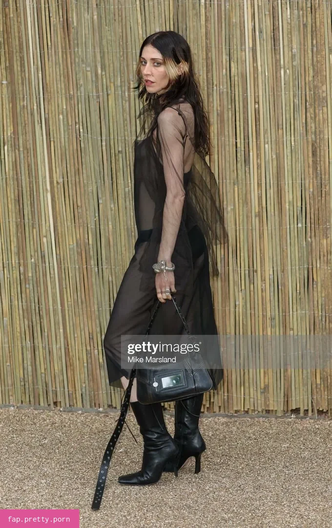 Caroline Polachek - Photo #56
