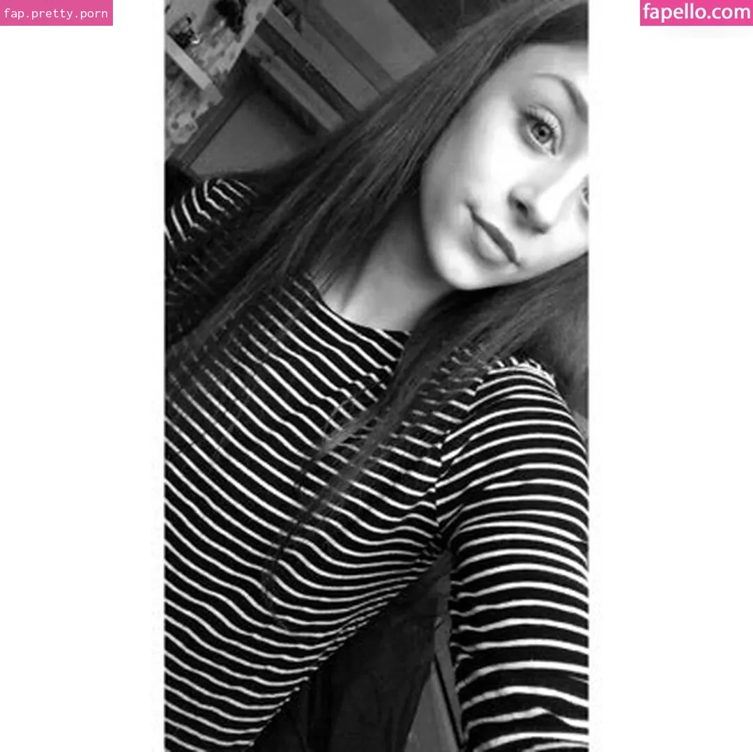 Christin Pawlowski - Photo #07