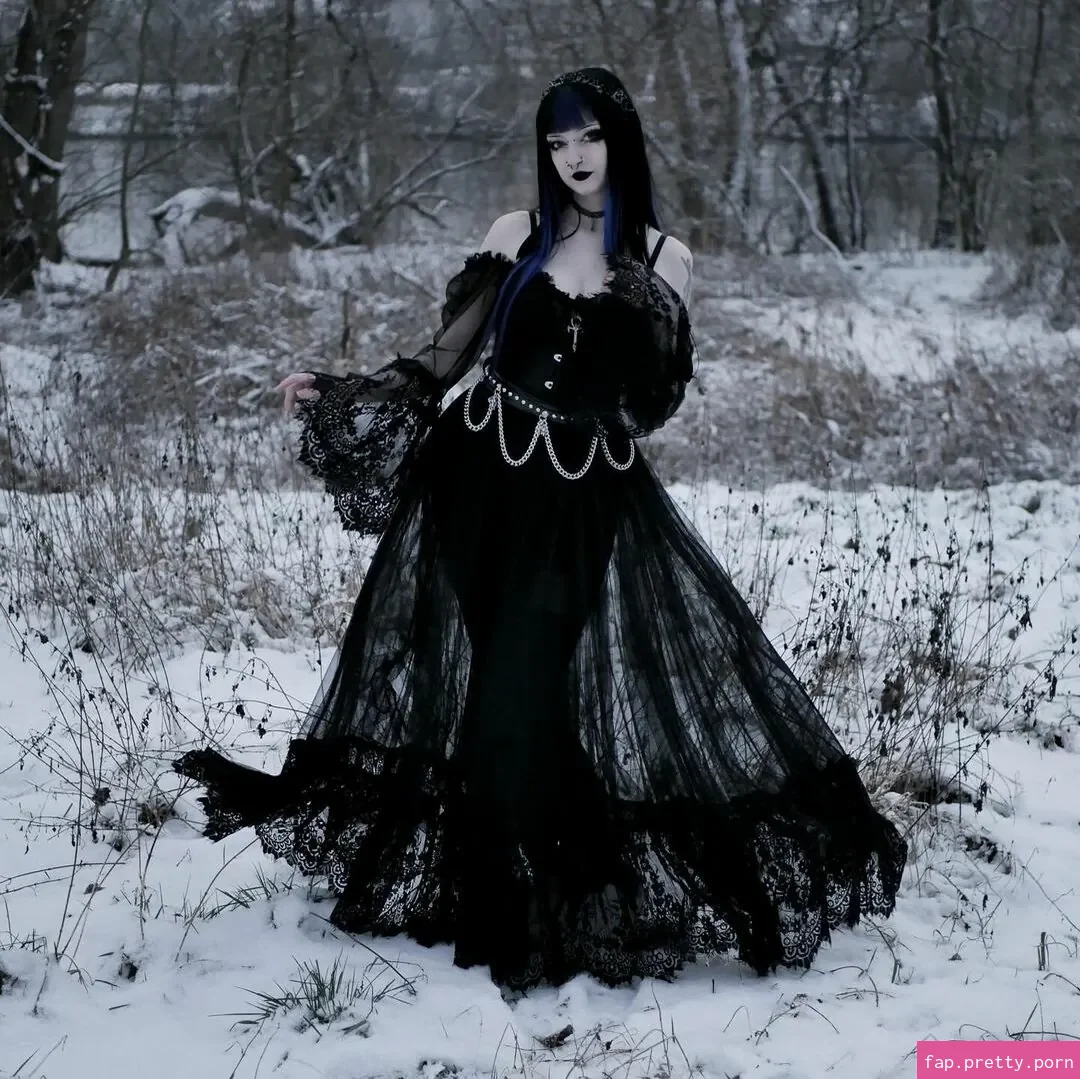 CreepyCassy - Photo #30