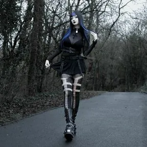 CreepyCassy
