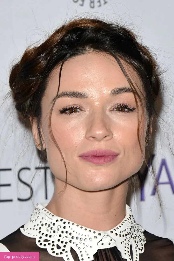 Crystal Reed - Photo #15