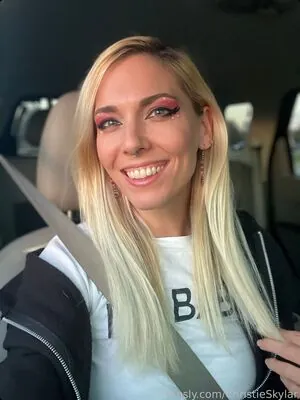 Christie Skylar