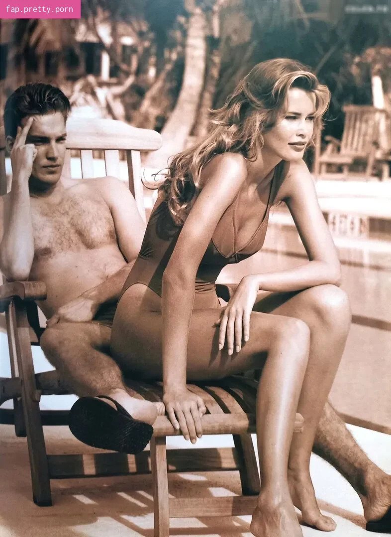Claudia Schiffer - Photo #46