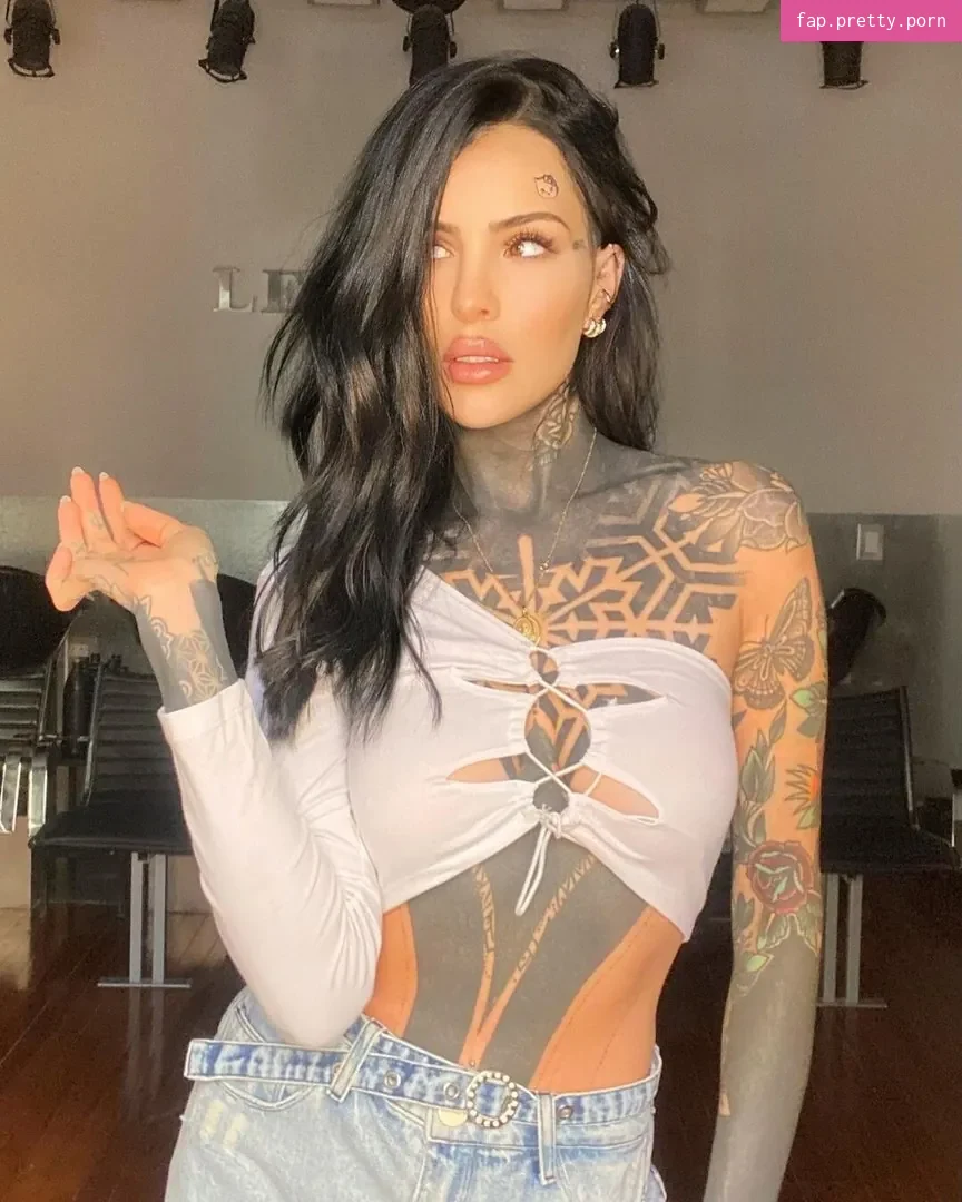 Candelaria Tinelli - Photo #08