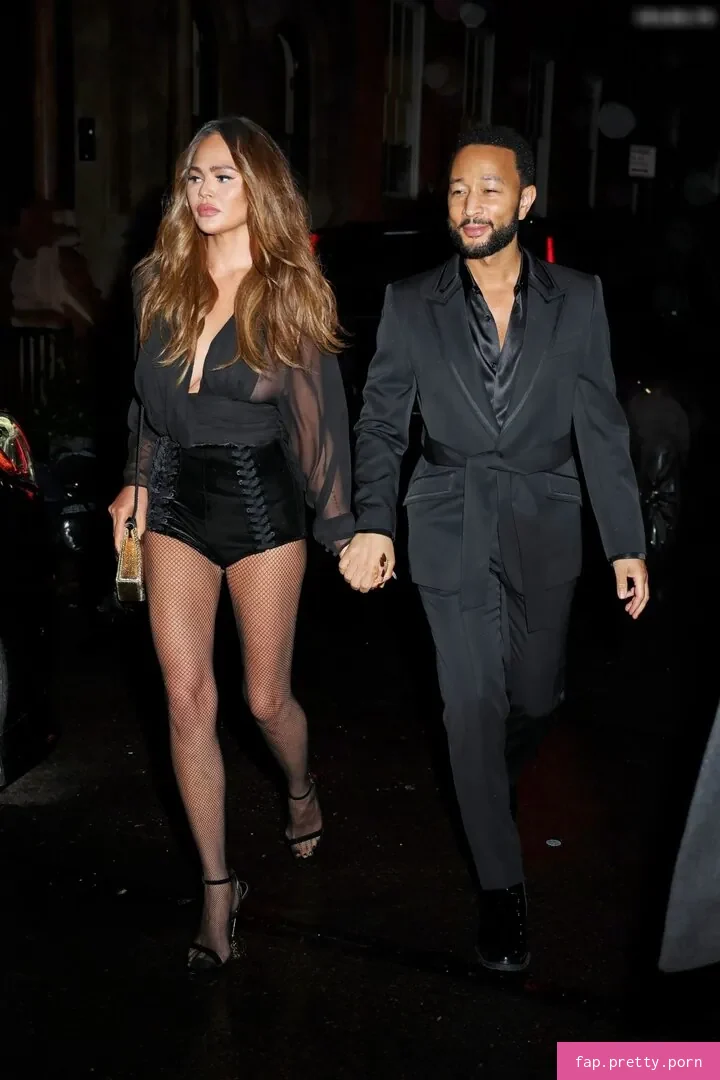 Chrissy Teigen - Photo #19