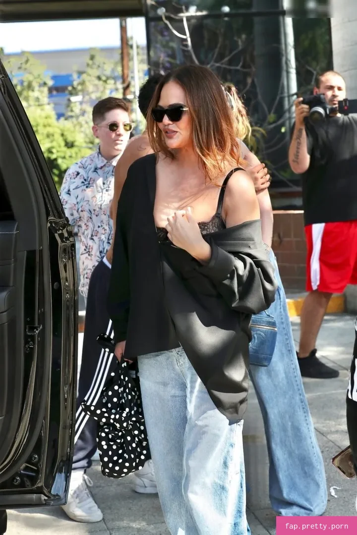Chrissy Teigen - Photo #56