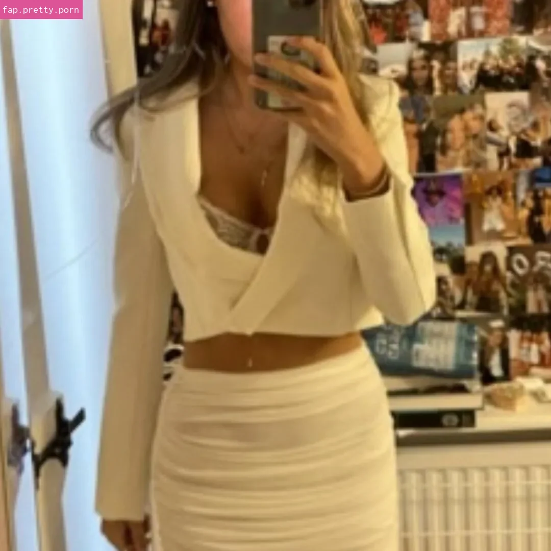 Claudia Taylor - Photo #32